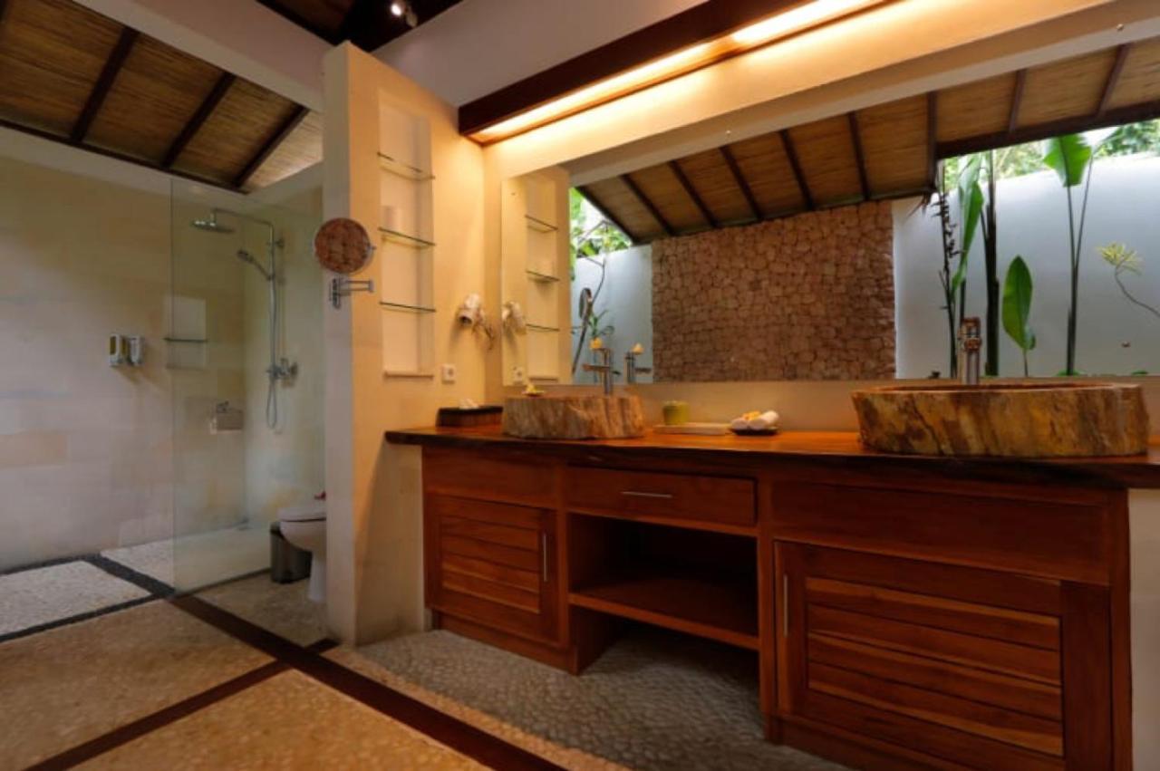 Villa Saraswati Lovina Exterior foto